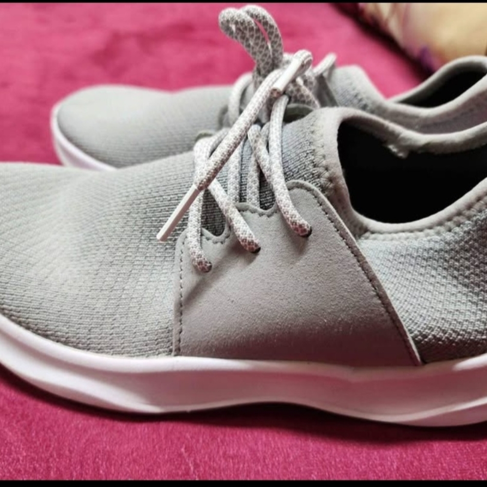 Vessi Women's Sneakers in Light Gray